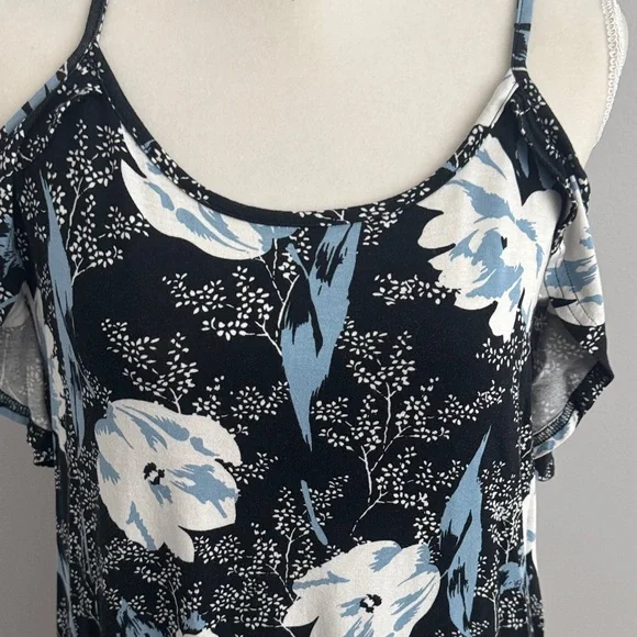 Floral Cold Shoulder Dress in Black/Blue/White Size Large - Picture 4 of 9